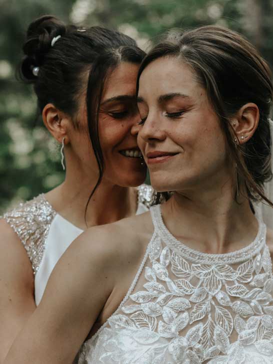 Maquillaje-de-novia-de-Cris-y-Yanira Novias felices el dia de su boda maquilladas las dos por Nuria Serrano